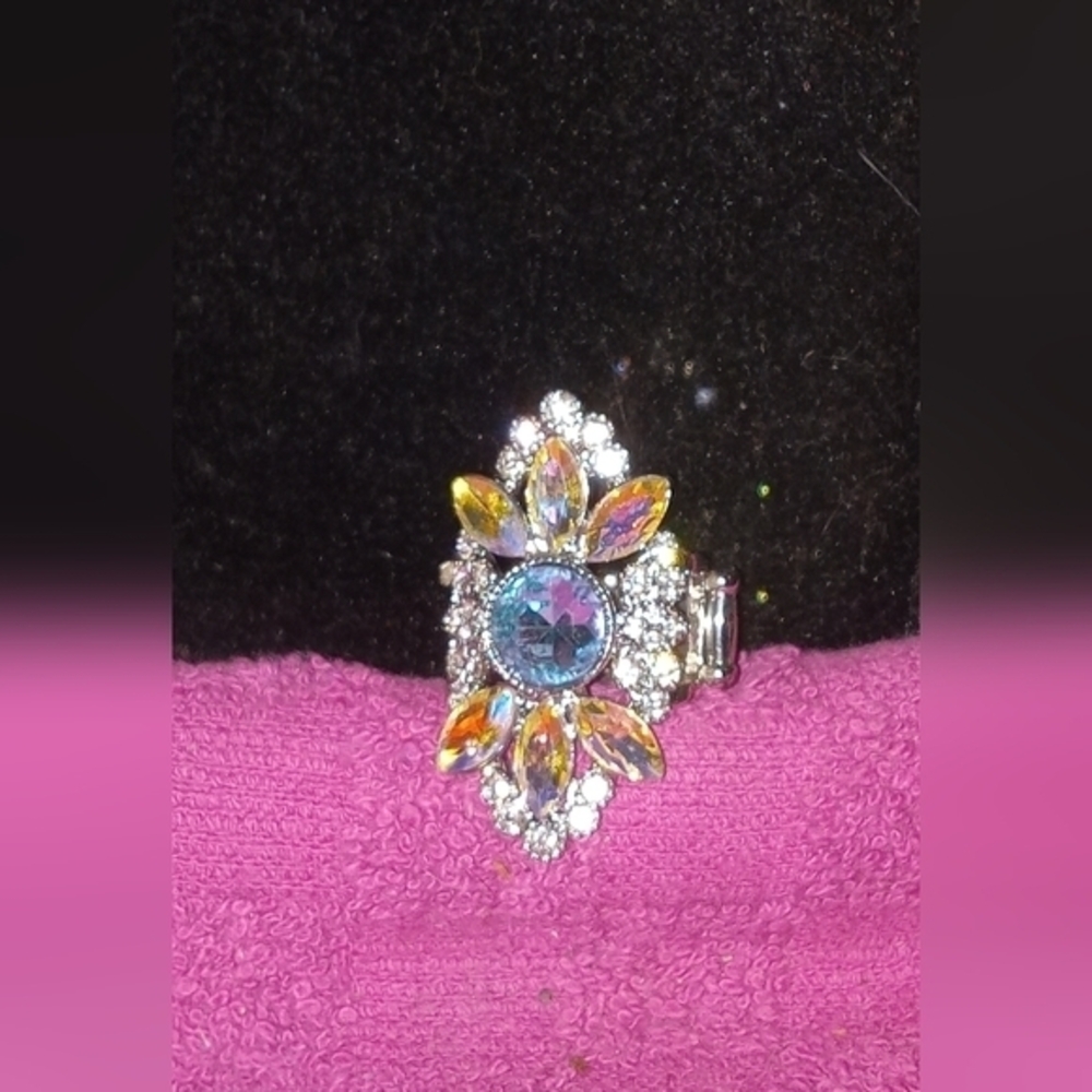 Ladies ring